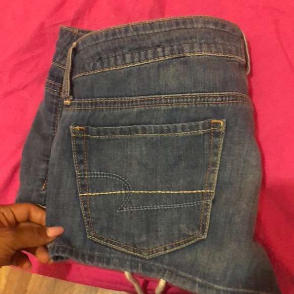 Denim shorts - Picture 3 of 4